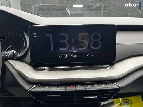 Skoda Octavia 2023 - фото 13