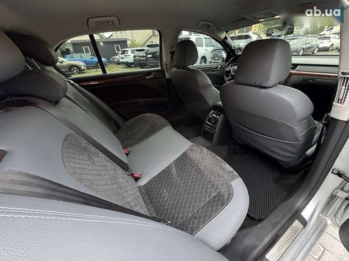 Skoda Superb 2012 - фото 23