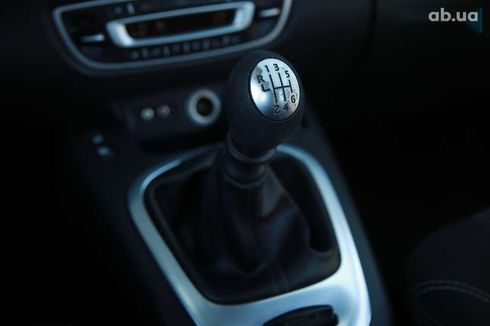 Renault Scenic 2009 - фото 16