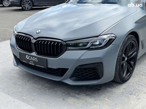 BMW 5 серия 2020 - фото 9