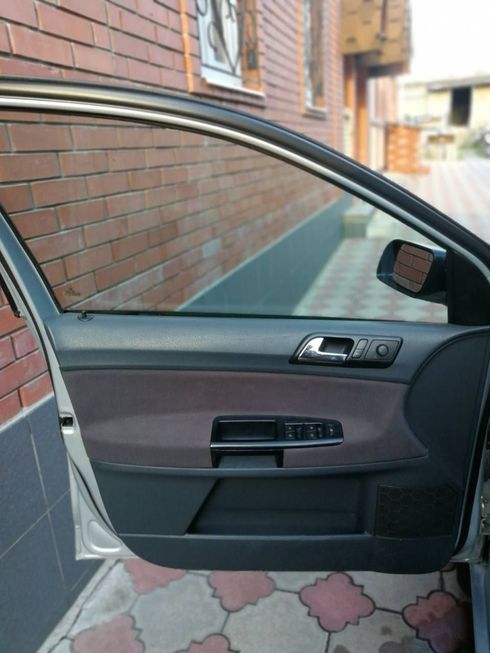 Volkswagen Polo 2004 - фото 9