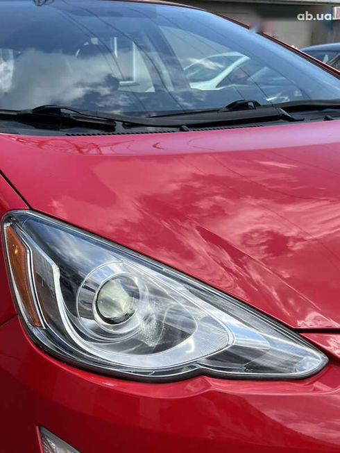 Toyota Prius 2015 - фото 13