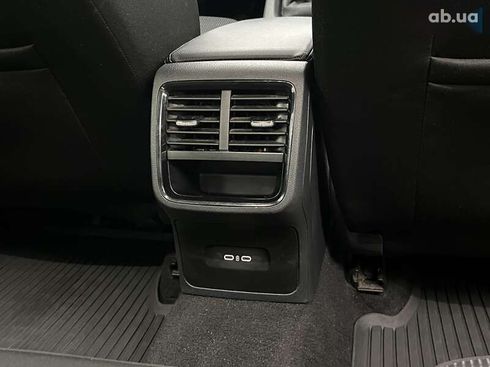 Skoda Octavia 2021 - фото 26