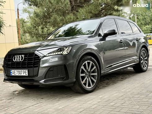 Audi Q7 2021 - фото 2