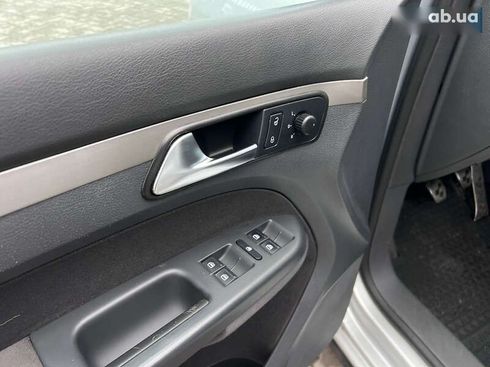 Volkswagen Touran 2007 - фото 12