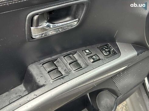 Mitsubishi Outlander 2010 - фото 13