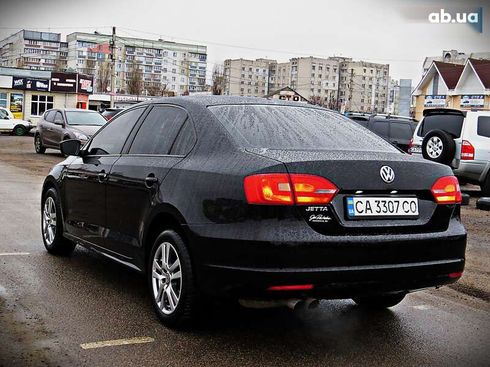 Volkswagen Jetta 2012 - фото 4