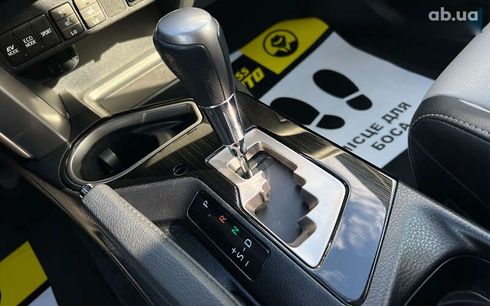 Toyota RAV4 2017 - фото 20