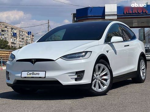 Tesla Model X 2019 - фото 6