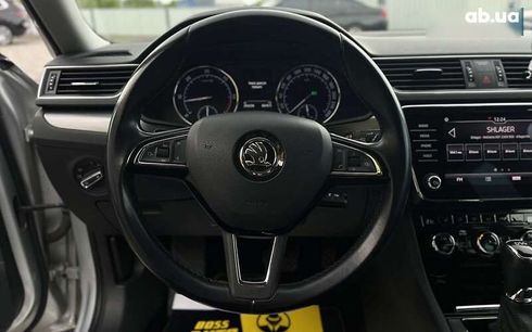 Skoda Superb 2018 - фото 13