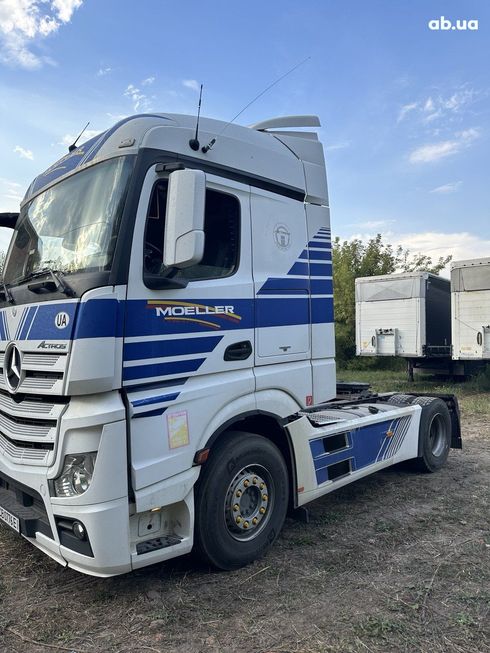 Mercedes-Benz Actros 2012 белый - фото 3