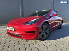 Продаж вживаних Tesla Model 3 2021 року в Івано-Франківську - купити на Автобазарі