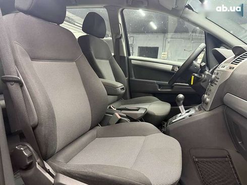 Opel Zafira 2013 - фото 20
