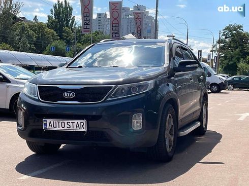 Kia Sorento 2013 - фото 3