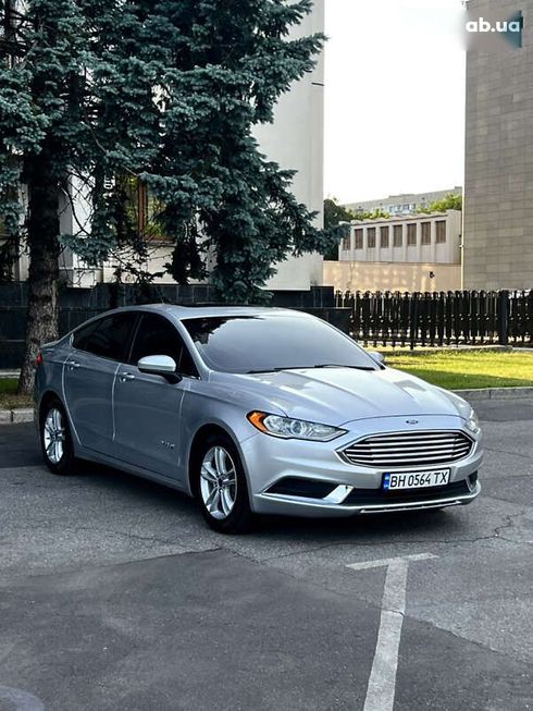 Ford Fusion 2017 - фото 11