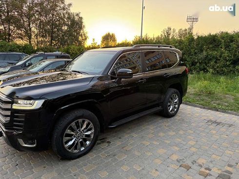 Toyota Land Cruiser 2022 - фото 5