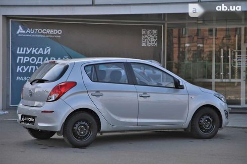 Hyundai i20 2013 - фото 4