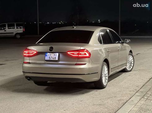 Volkswagen Passat 2015 - фото 10