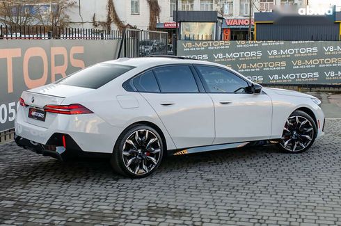 BMW 5 серия 2023 - фото 6