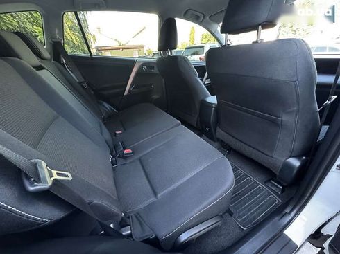 Toyota RAV4 2017 - фото 24