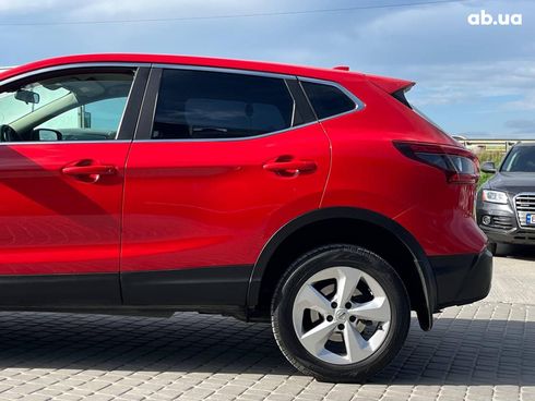 Nissan Qashqai 2019 красный - фото 9