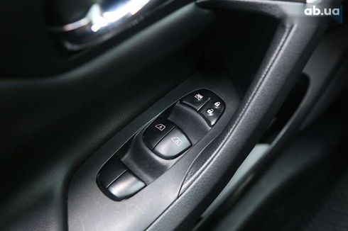 Nissan Altima 2016 - фото 25