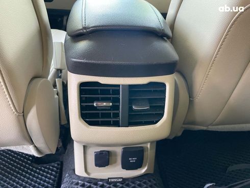 Ford Fusion 2015 красный - фото 19