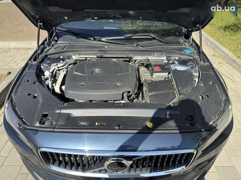 Volvo V90 Cross Country 2020 - фото 29