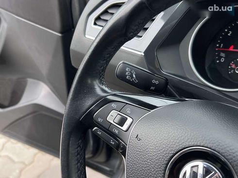 Volkswagen Tiguan 2018 - фото 18
