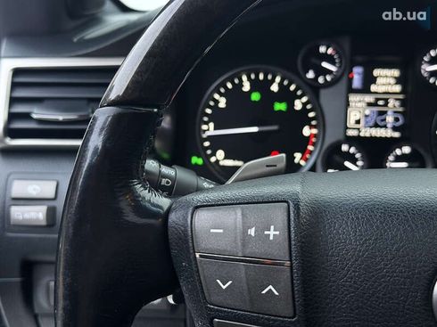 Lexus LX 2015 - фото 29