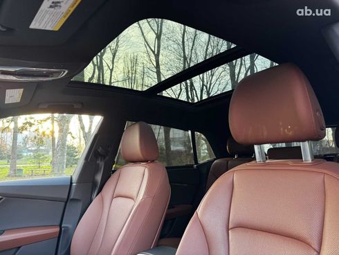 Audi Q8 2020 серый - фото 23