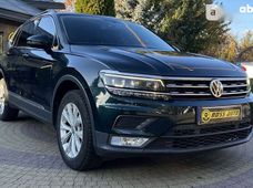 Продажа б/у Volkswagen Tiguan 2017 года - купить на Автобазаре