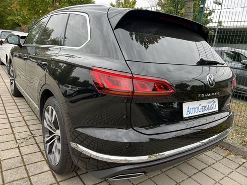 Volkswagen Touareg R 2023 - фото 33