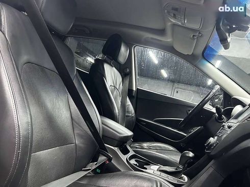 Hyundai Santa Fe 2015 - фото 12
