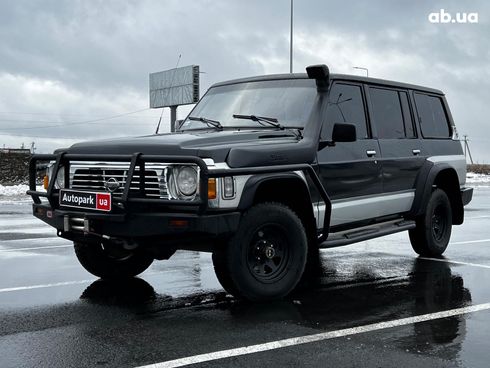 Nissan Patrol 1996 черный - фото 29