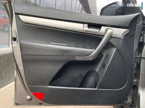 Kia Sorento 2012 - фото 19