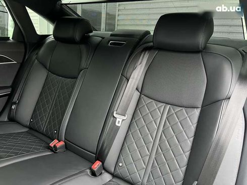 Audi S8 2022 - фото 27
