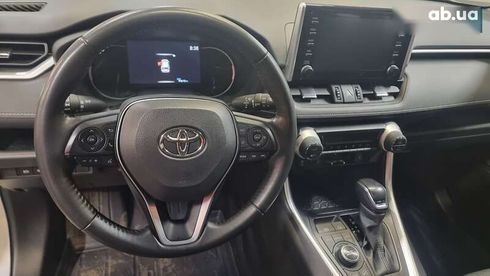 Toyota RAV4 2022 - фото 14