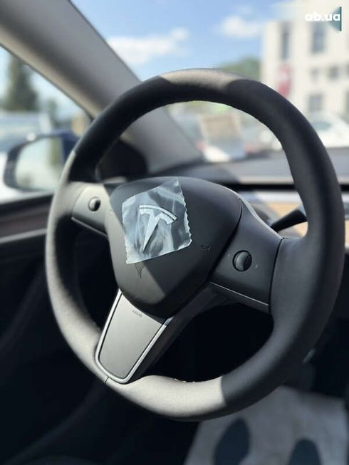 Tesla Model Y 2024 - фото 21