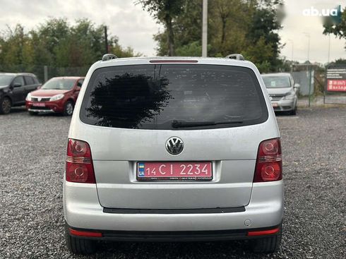 Volkswagen Touran 2007 - фото 17