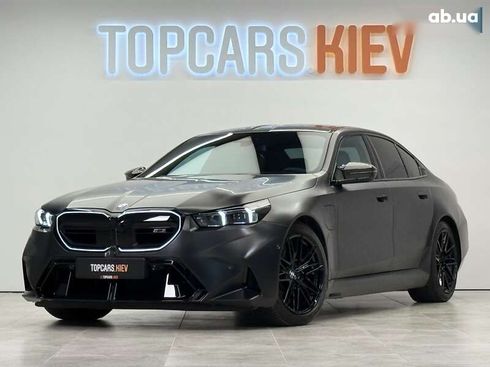 BMW M5 2024 - фото 20