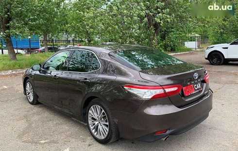Toyota Camry 2019 - фото 21