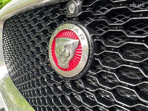 Jaguar F-Pace 2017 белый - фото 24