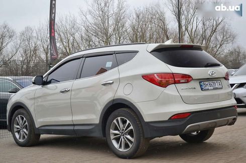 Hyundai Santa Fe 2015 - фото 17