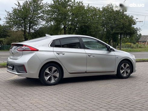 Hyundai Ioniq 2017 - фото 21