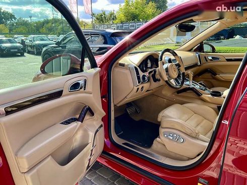 Porsche Cayenne 2015 - фото 15