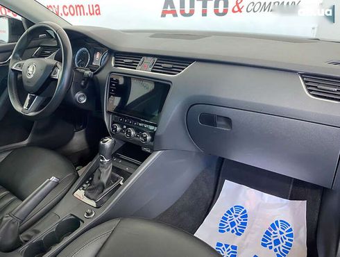 Skoda Octavia 2018 - фото 21