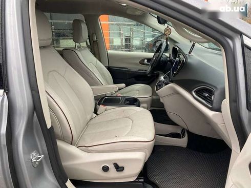 Chrysler Pacifica 2016 - фото 23