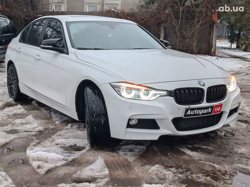 BMW 3 серия 2015 белый - фото 2