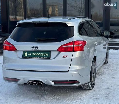 Ford Focus 2018 - фото 9